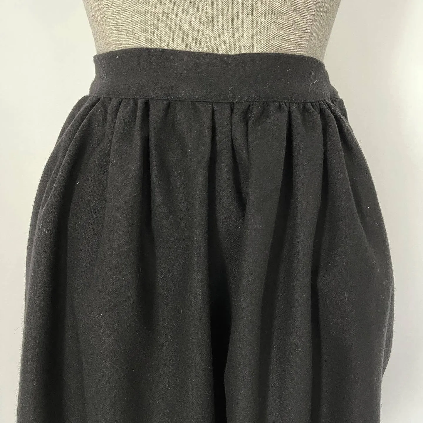 ALEKSANDR MANAMIS Skirt-Shorts