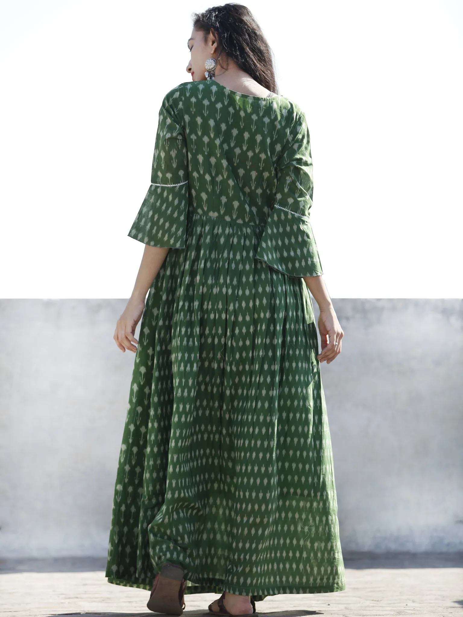 Green Hand Woven Mercerised Cotton Ikat Long Dress With Box Pleats And Bell Sleeves - D195F1038