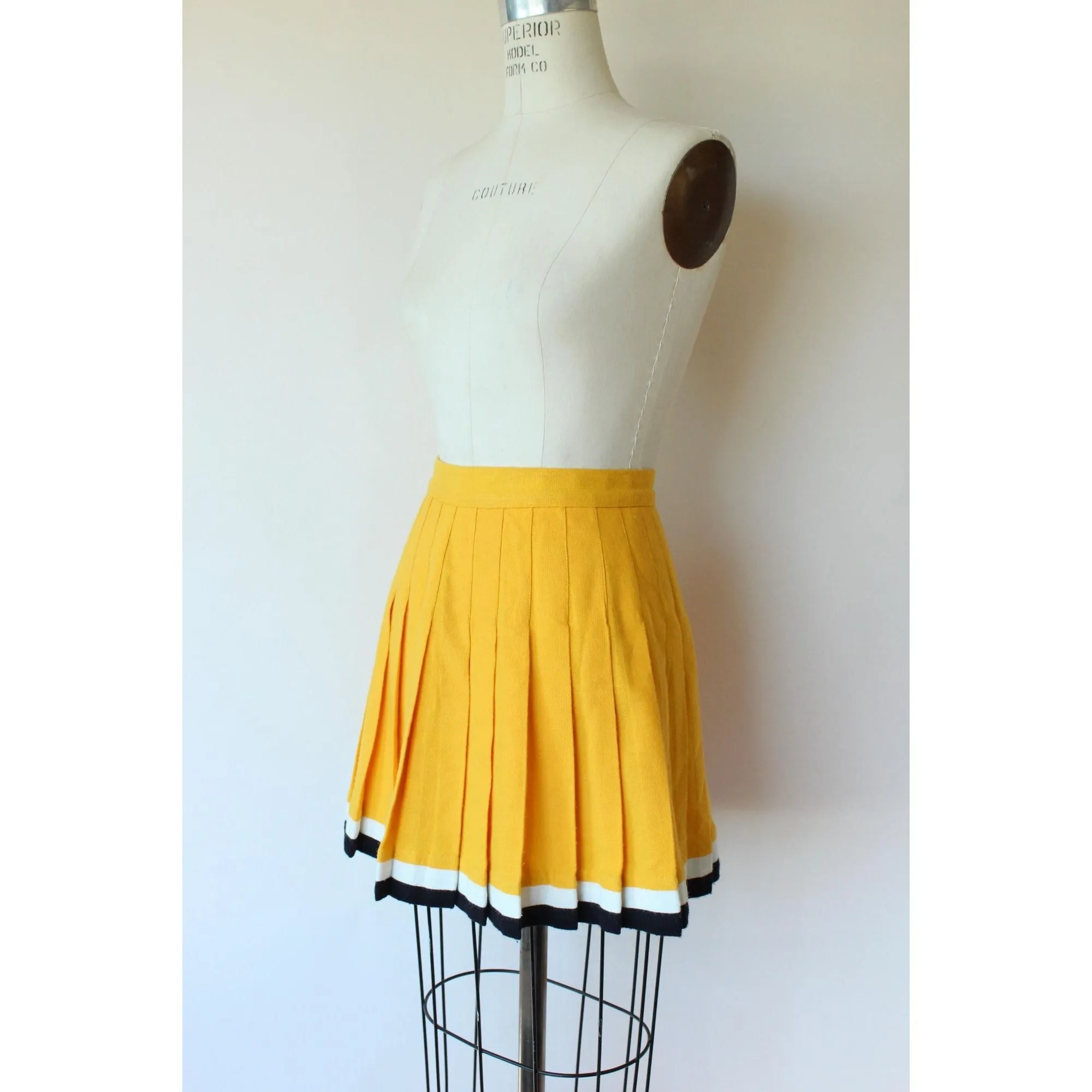 Vintage 1960s Yellow and Black Cheerleader Skirt