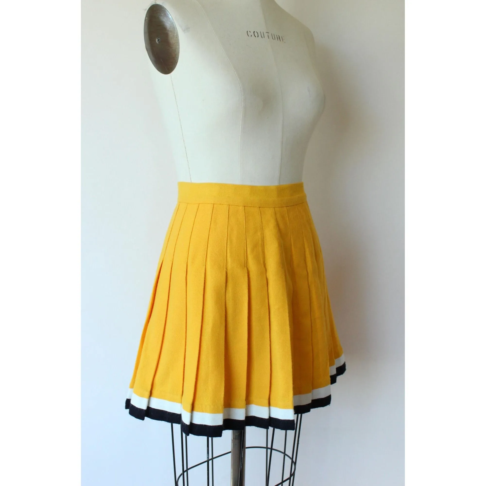 Vintage 1960s Yellow and Black Cheerleader Skirt